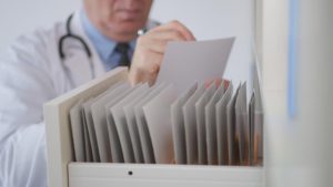 Tłumacz dokumentów medycznych